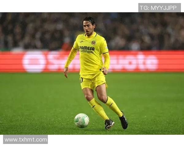 宽脚足球球星展示：脚型独特的顶级球员与他们的传奇表现