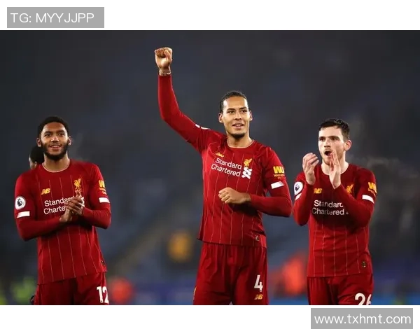 荷兰足球名将范迪克：从青涩小将到世界级后卫的辉煌历程